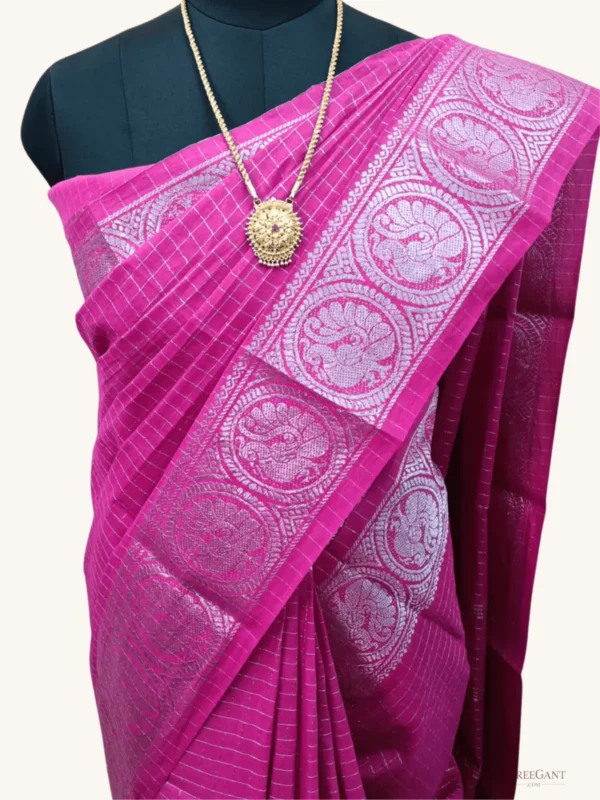 Madurai Silver Zari Check Self Sungudi Cotton Saree-Pink Colour