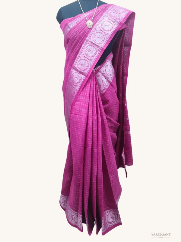 Madurai Silver Zari Check Self Sungudi Cotton Saree-Pink Colour