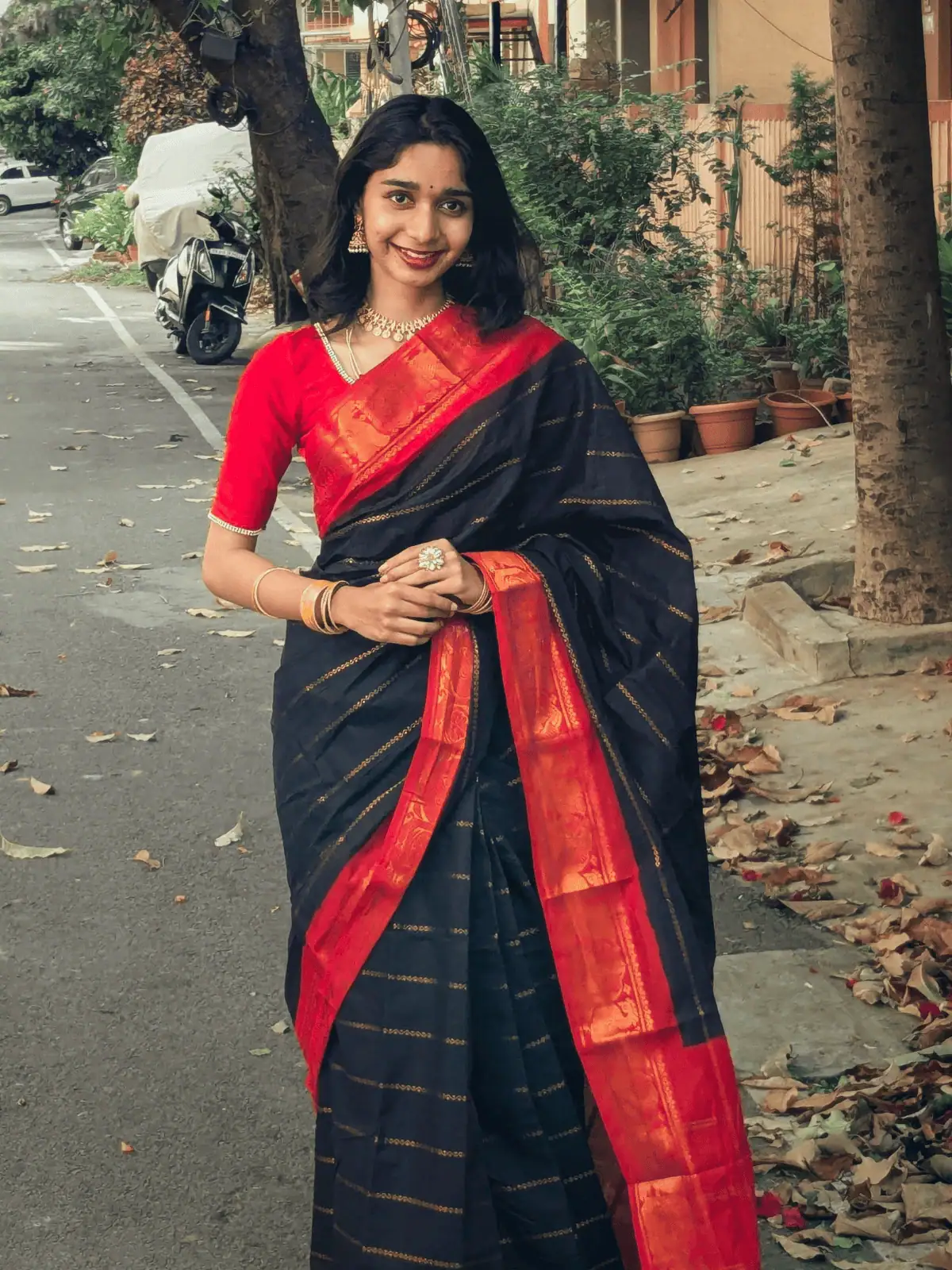 Veldhari Saree Model