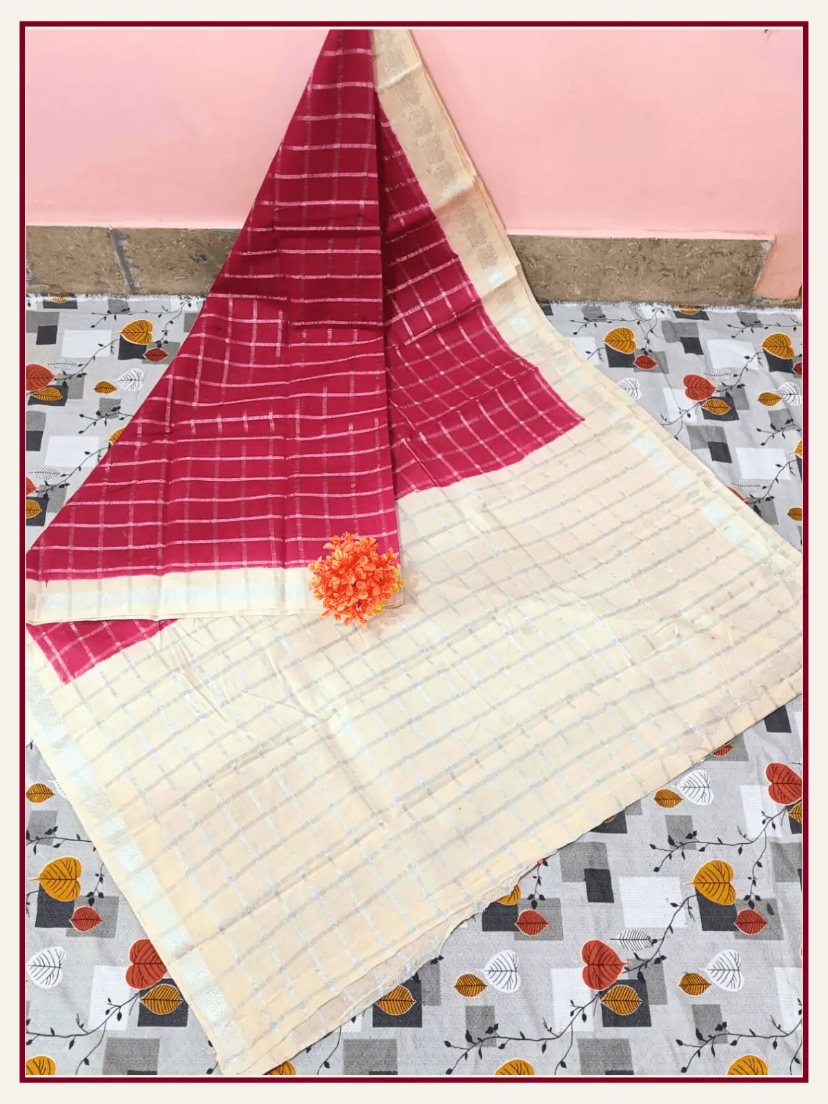 Pavithra Zarikattam Contrast Sungudi Cotton Sarees with Running Blouse red-cream